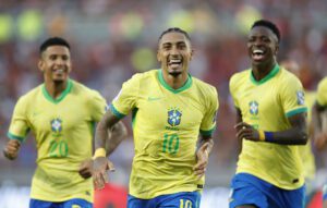 Brasil x Uruguai (19/11): onde assistir, horário, escalações e palpites