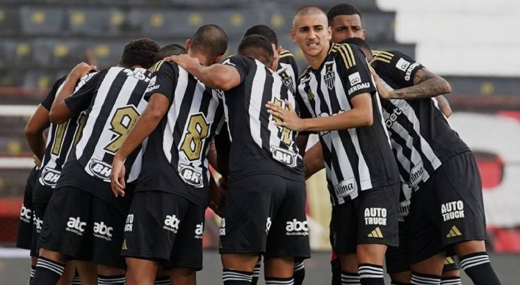 Time do Atlético-MG em concentração antes de partida. Foto: Atlético-MG/Instagram