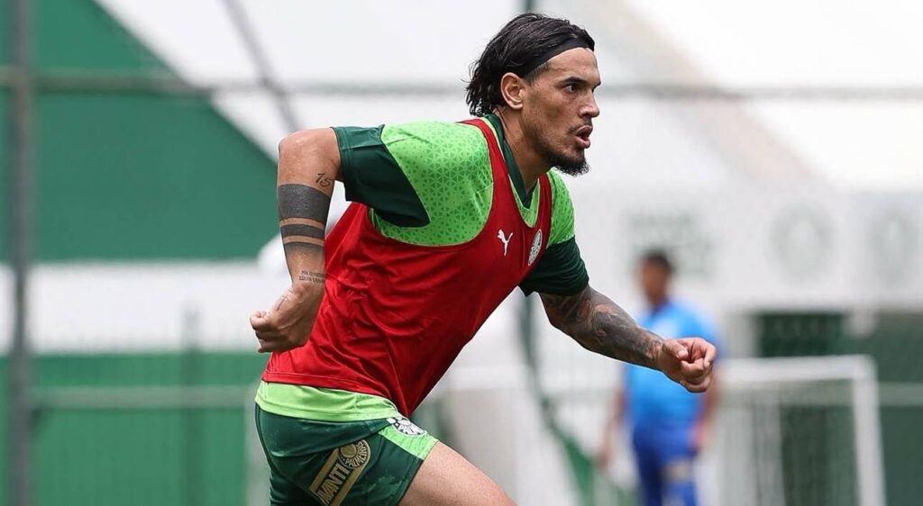 Imagem do zagueiro Gustavo Gómez em treino do Palmeiras. Foto: Cesar Greco/Palmeiras