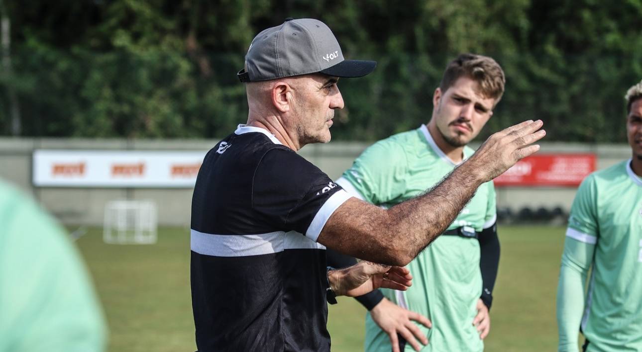 Decisão x Santa Cruz ao vivo (11/01): onde assistir, horário, escalações e palpites