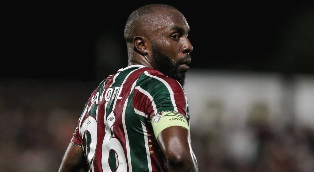 Imagem do zagueiro Manoel durante estreia do Fluminense no Carioca. Foto: Lucas Merçon/FFC