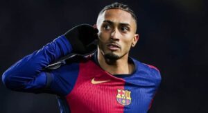 Imagem do jogador Raphinha em ação pelo Barcelona. Foto: barcelona/Instagram