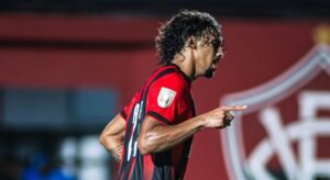 Jogador Fabrício Santos em ação pelo Vitória. Foto: Victor Ferreira/EC Vitória