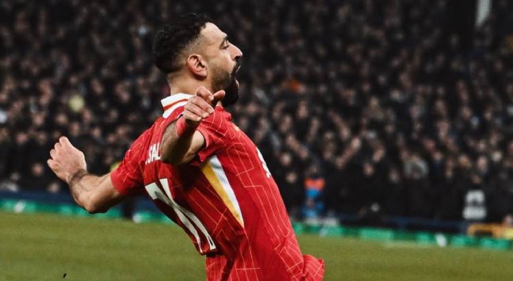 Aston Villa x Liverpool ao vivo (19/02): onde assistir, horário, escalações e palpites