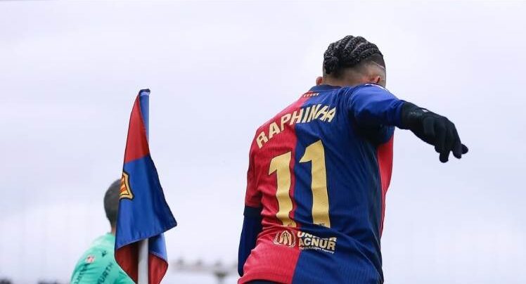 Jogador Raphinha em ação pelo Barcelona. Foto: Barcelona/Instagram