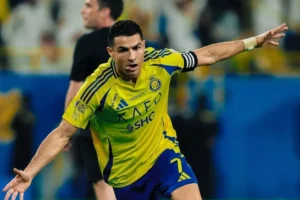 Jogador Cristiano Ronaldo comemorando gol pelo Al-Nassr. Foto: Al-Nassr/Instagram