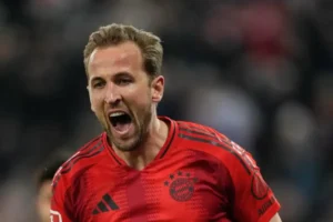 Jogador Harry Kane comemorando gol pelo Bayern de Munique. Foto: Bayern de Munique/Instagram