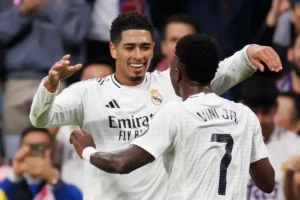 Jogador Jude Bellingham e Vinicius Júnior comemorando gol pelo Real Madrid. Foto: Real Madrid/Instagram