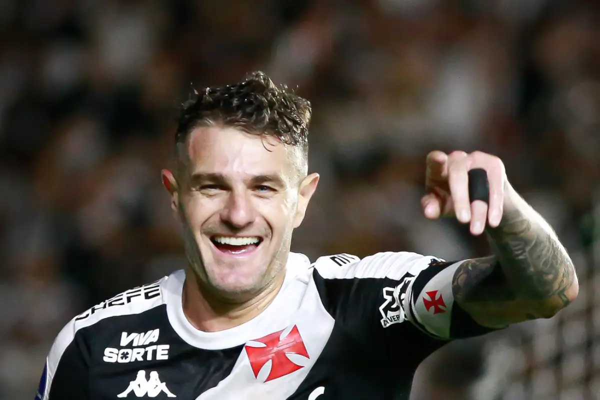 Vasco x Sport ao vivo (12/04): onde assistir, horário, escalações e palpites