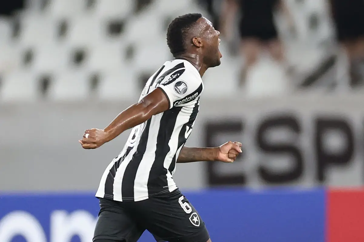 Bragantino x Botafogo ao vivo (12/04): onde assistir, horário, escalações e palpites