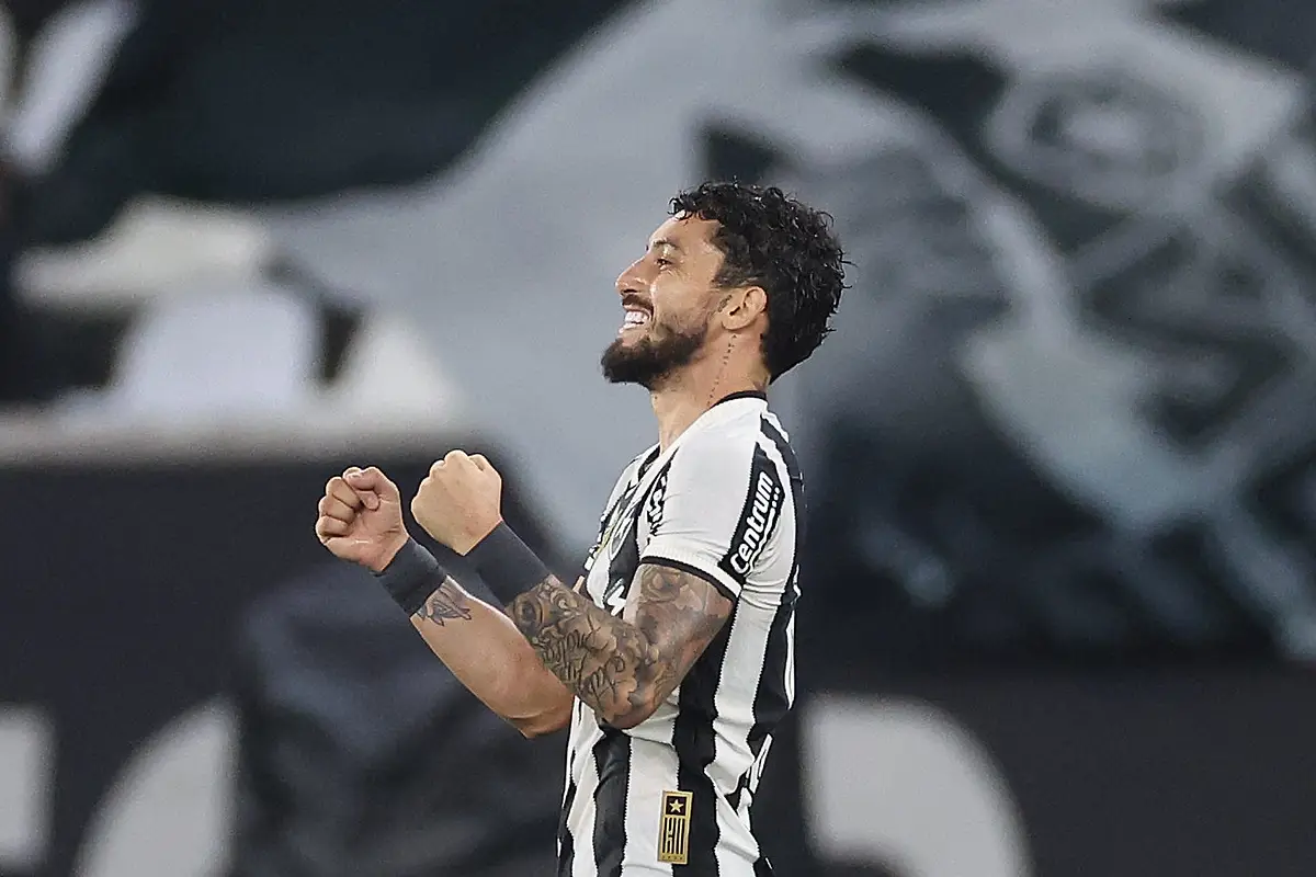 Botafogo x Estudiantes ao vivo (14/05): onde assistir, horário, escalações e palpites