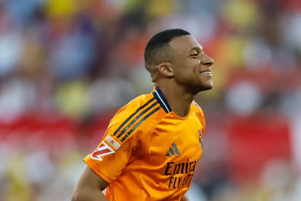 Jogador Kylian Mbappé comemorando gol pelo Real Madrid. Foto: Real Madrid/Instagram