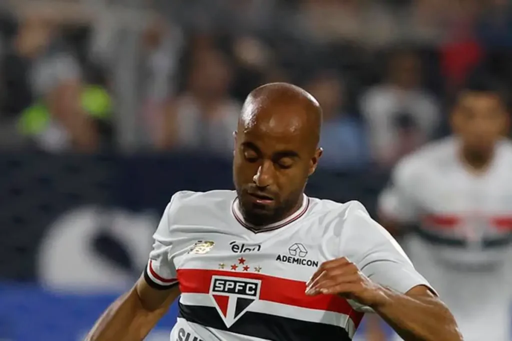 Jogador Lucas Moura em ação pelo São Paulo. Foto: Rubens Chiri / São Paulo FC