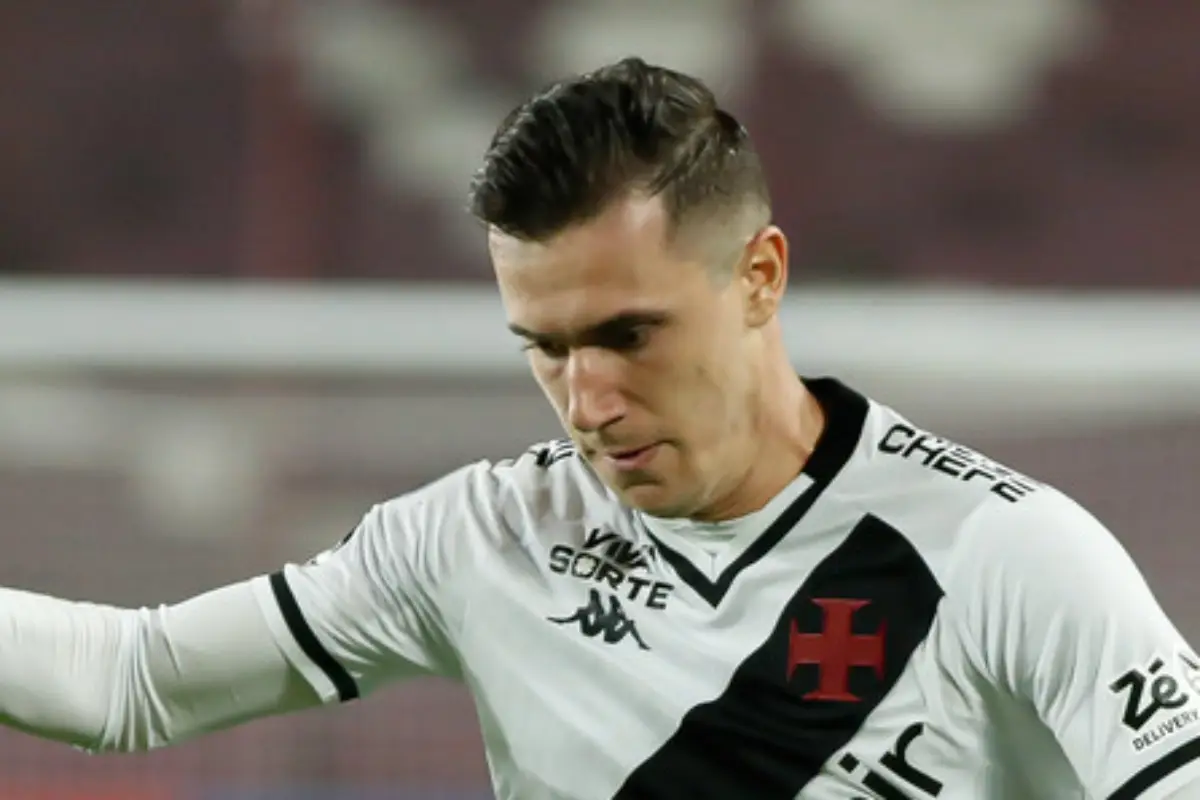Vasco x Fortaleza ao vivo (17/05): onde assistir, escalações e palpites