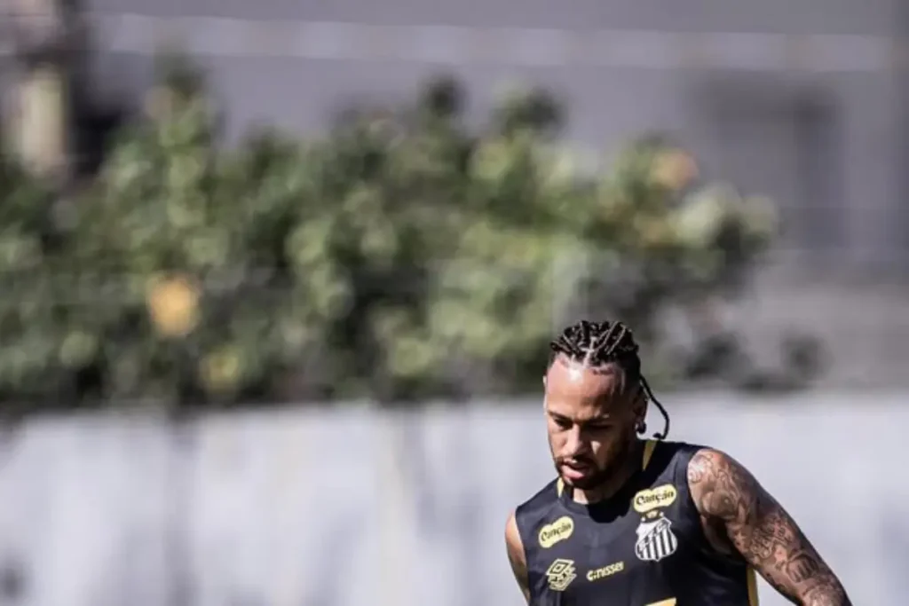Imagem de Neymar em treino pelo Santos. Foto: Raul Baretta/ Santos FC