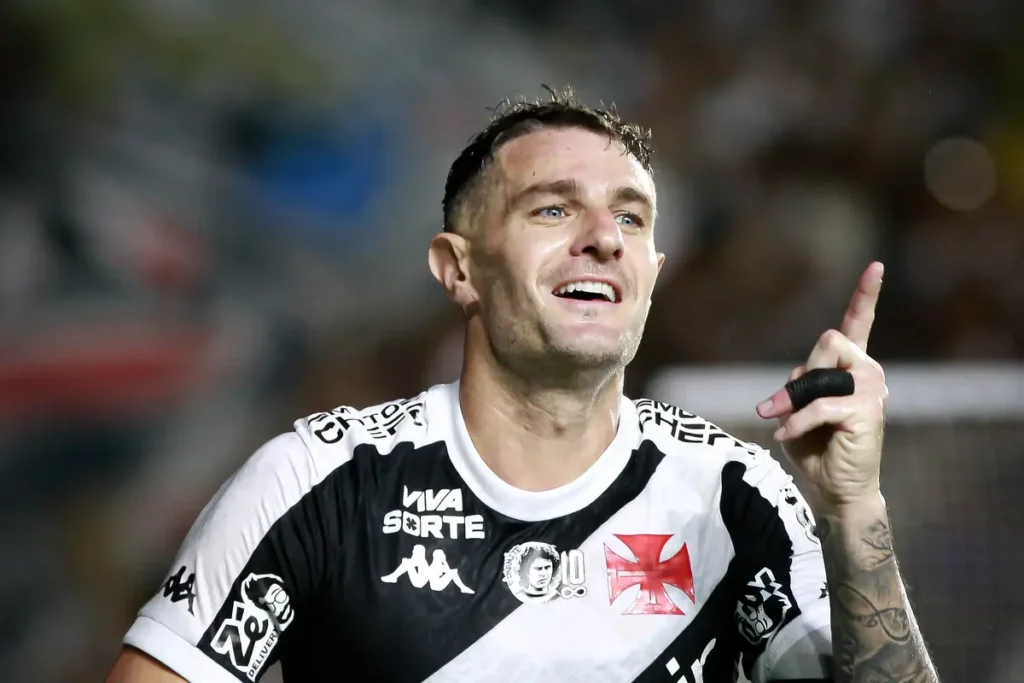 Jogador Pablo Vegetti comemorando gol pelo Vasco. Foto: Matheus Lima/Vasco
