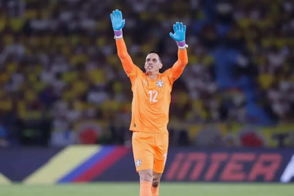Goleiro Gatito Fernández em ação pela Paraguai. Foto: Seleção do Paraguai/Instagram