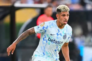 Imagem do jogador Luis Henrique em ação pela Inter de Milão. Foto: Inter de Milão/Instagram