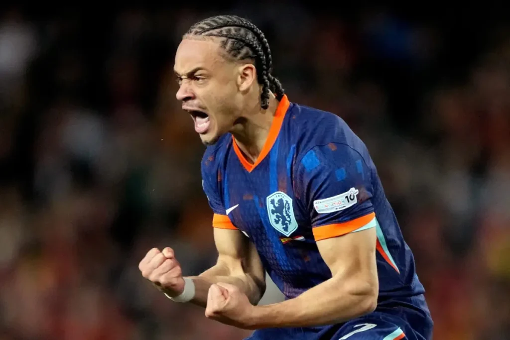 Imagem do jogador Xavi Simons comemorando gol pela Holanda. Foto: Seleção da Holanda/Instagram