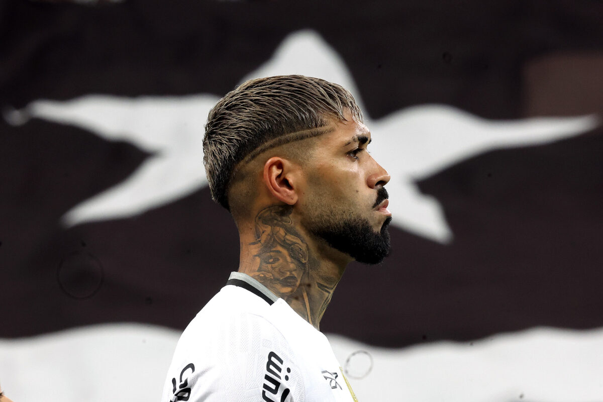 Botafogo x Vitória ao vivo (16/07): onde assistir, escalações e palpites