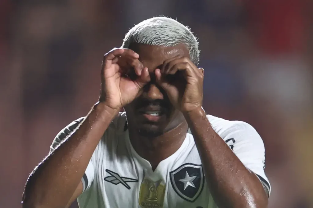 Imagem do jogador Cuiabano em ação pelo Botafogo. Foto: Vitor Silva/Botafogo