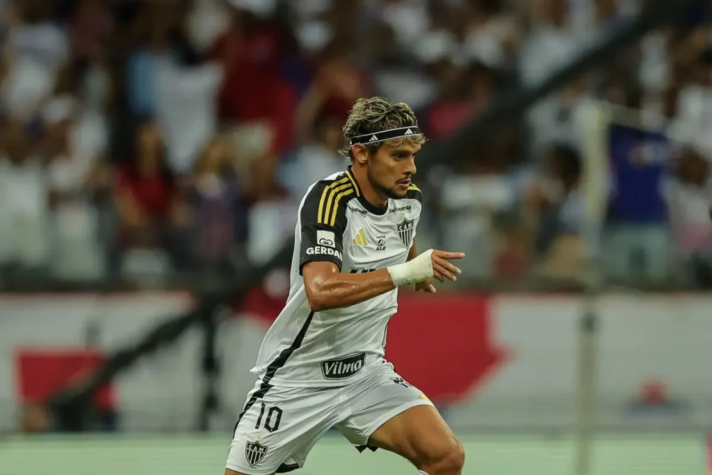 Imagem do jogador Gustavo Scarpa em ação pelo Atlético-MG. Foto: Pedro Souza/Atlético