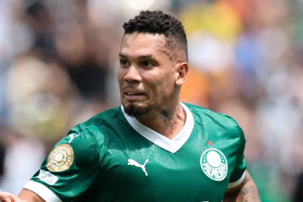 Imagem do jogador Paulinho em ação pelo Palmeiras. Foto: Cesar Greco/Palmeiras