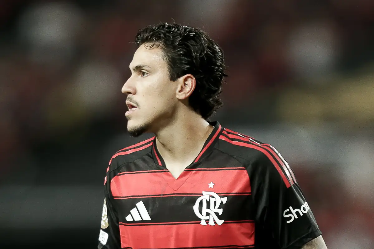 Pedro fora do Flamengo? Atacante pode deixar o Rubro-negro