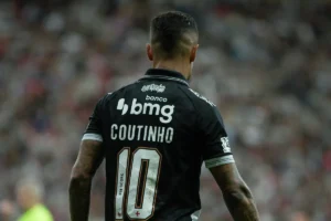 Imagem do jogador Philippe Coutinho em ação pelo Vasco. Foto: Matheus Lima/Vasco.