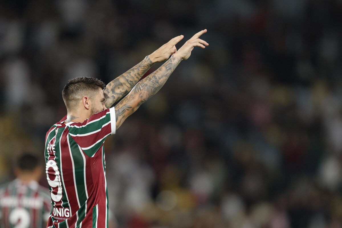 Fluminense x Internacional ao vivo (06/08): onde assistir, escalações e palpites