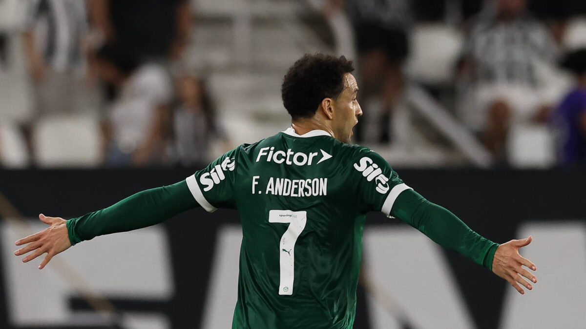 Palmeiras x Universitario ao vivo (21/08): onde assistir, escalações e palpites