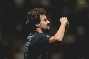 Imagem do jogador Igor Gomes comemorando gol pelo Atlético‑MG. Foto: Pedro Souza/Atlético