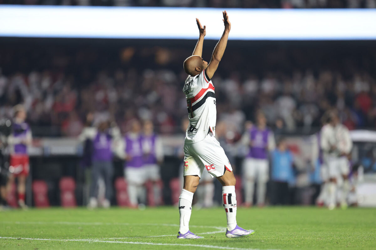 São Paulo x Botafogo ao vivo (14/09): onde assistir, escalações e palpites