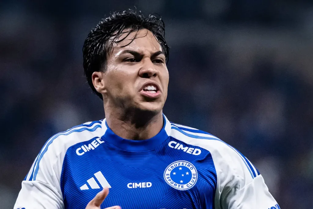 Imagem do jogador Kaio Jorge comemorando gol pelo Cruzeiro. Foto: Gustavo Aleixo/Cruzeiro